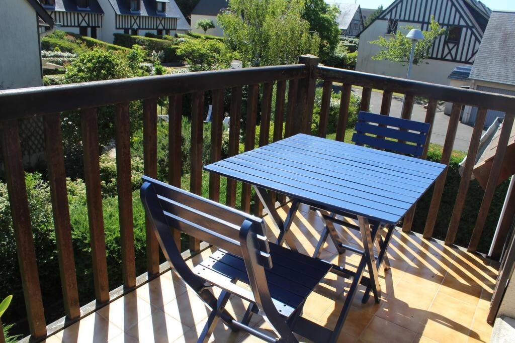 Cabourg, Appartement T2 Acces Direct Mer ภายนอก รูปภาพ