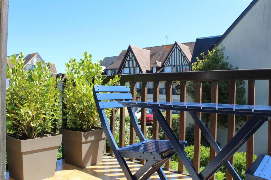 Cabourg, Appartement T2 Acces Direct Mer ภายนอก รูปภาพ